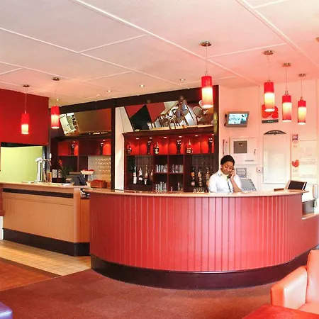 Ibis Centre Irving Street